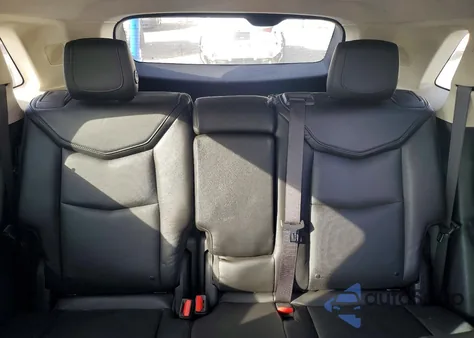 2017 Cadillac Xt5 Luxury z USA, uszkodzony, nr VIN 1GYKNBRS3HZ167268